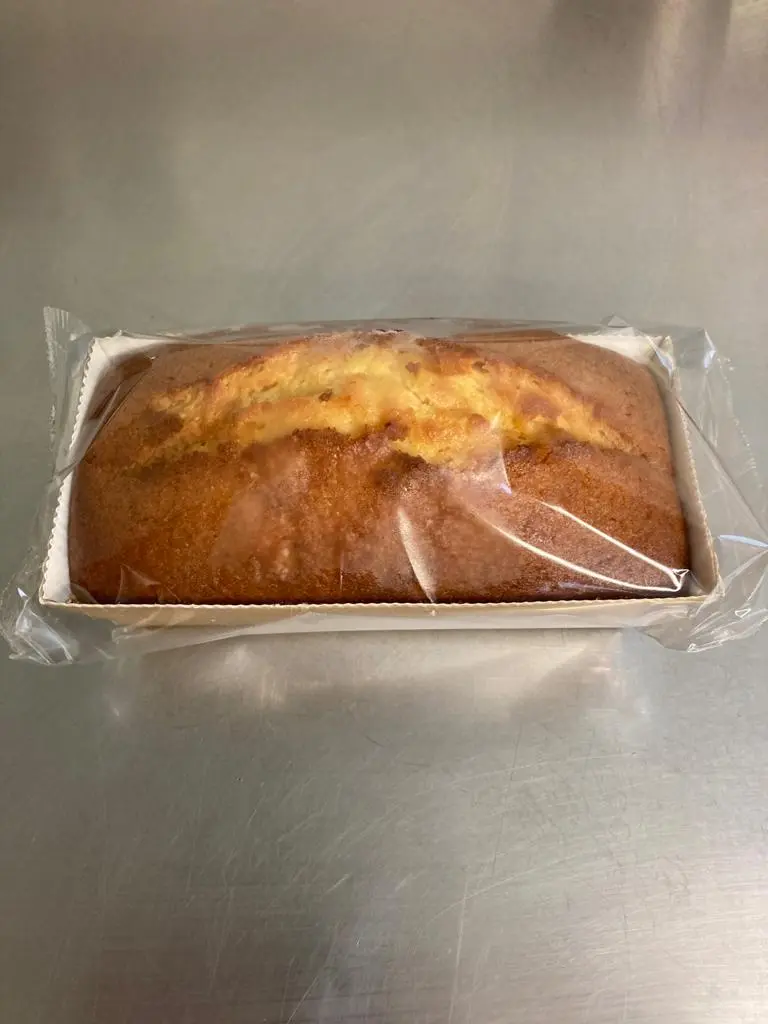 A picture of IW Sicilian Lemon Loaf Cake with label