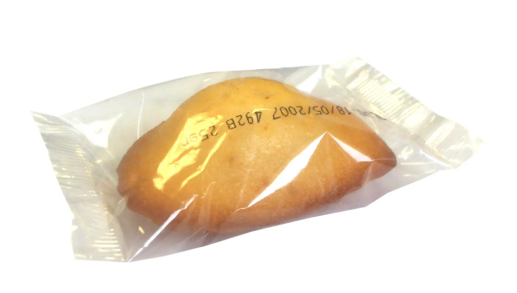 A picture of IW Cocoa Hazelnut Filled Madeleines 6/10pc