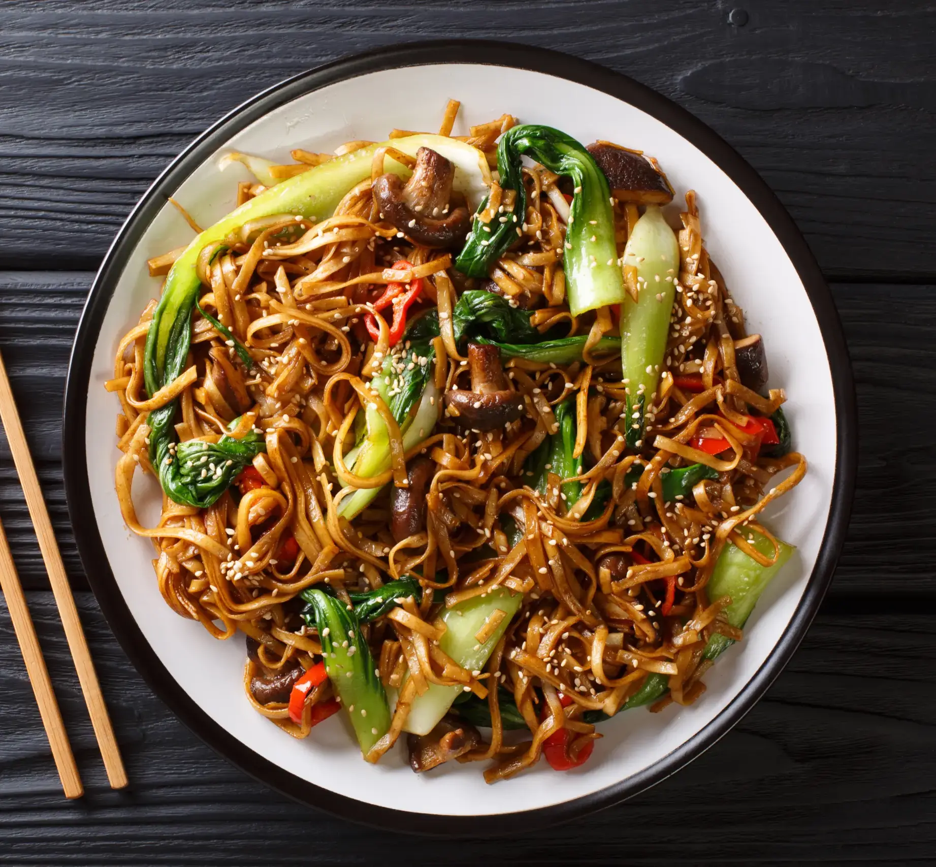 A picture of Fried Noodles with Mushrooms