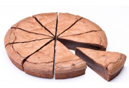 Large Chocolate Fondant Cake Precut
